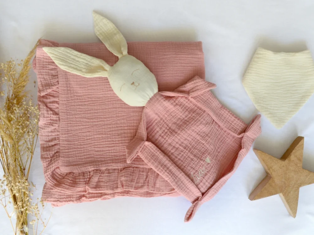 Set Cadou Roz Cutie cu bavetica