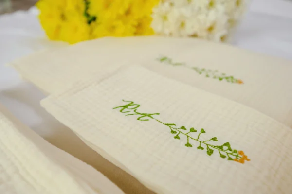 Trusou botez din muselină S. - păturică simplă